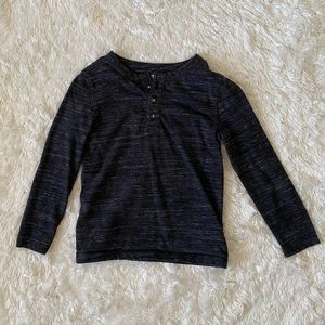 5/$15 Boys 4T long sleeve